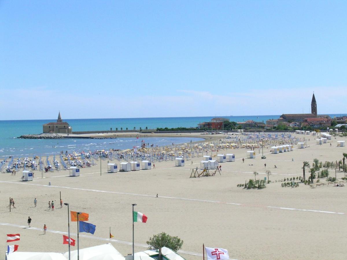 Апартаменты Duca Degli Abruzzi Каорле Экстерьер фото